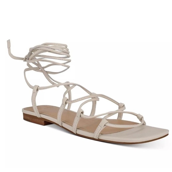 NIB MARC FISHER LTD Mahalia Strappy Leather Flat Sandals In Ivory- Sz 9 - Picture 1 of 10
